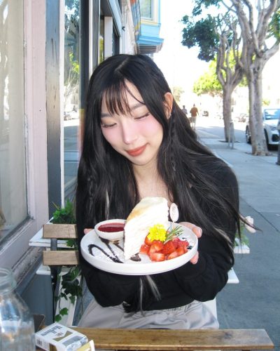 Elle-Lee-12