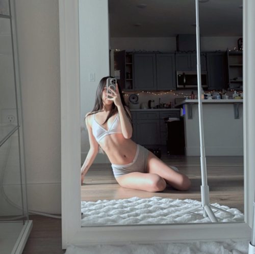 Elle-Lee-28