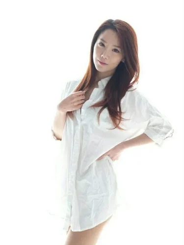 Lee-Chae-dam-13