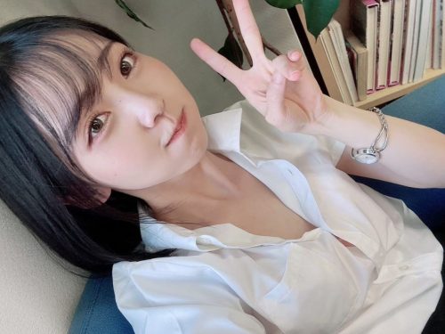 Meguri-Minoshima-26