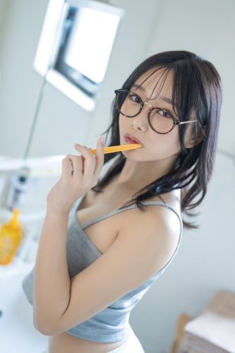 Mitsuha-Chiharu-45