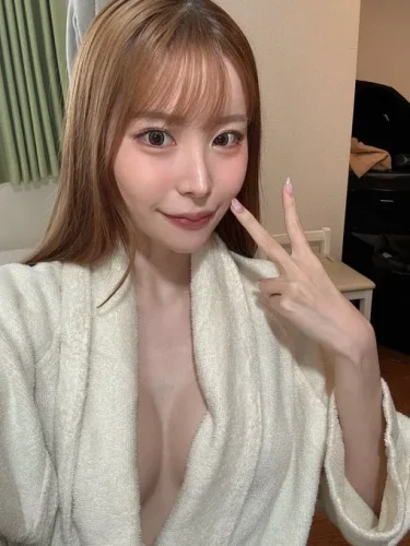 Aya-Sasakura-2