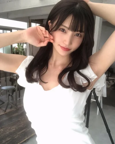 Shoko-Takahashi-47