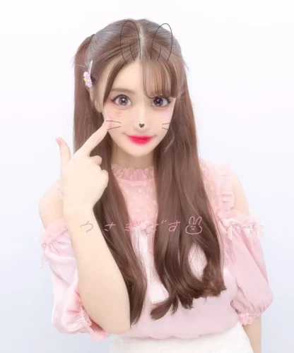 Shoko-Takahashi-57