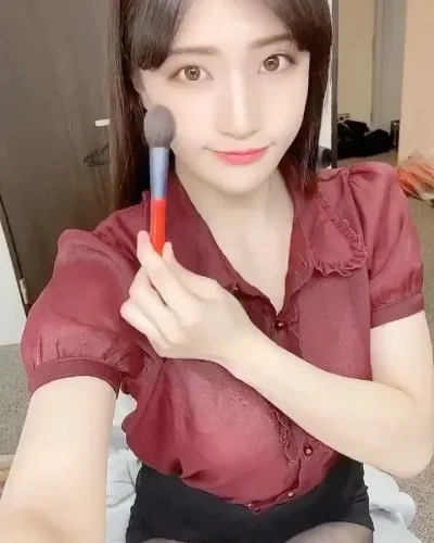Shoko-Takahashi-64