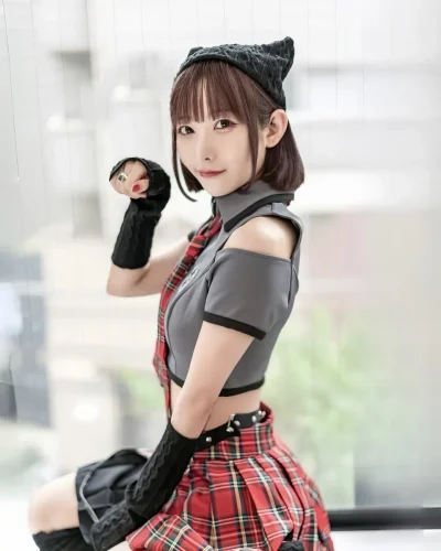 Yui-Shirasaka-3